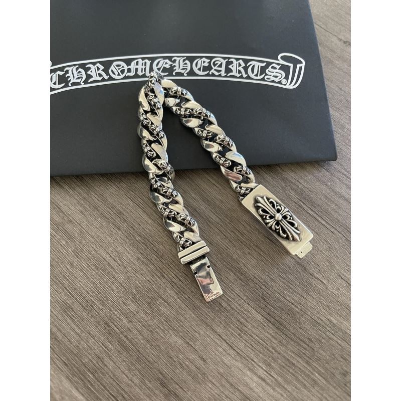Ch**me He**ts bracelets